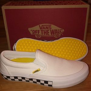 Vans slip on pro